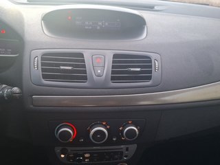 Renault Megane 1.6 16v Authentique 81 kW (110 CV)