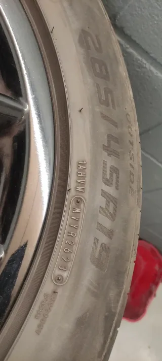 Llantas Porsche con Neumáticos casi nuevos