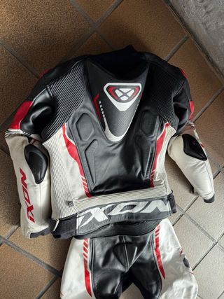 Mono de moto Ixon Vortex 2