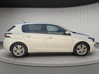 Peugeot 308 PureTech Business Line 81 kW (110 CV)