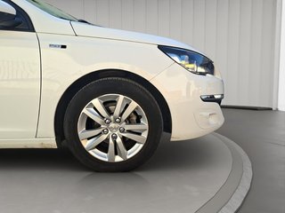 Peugeot 308 PureTech Business Line 81 kW (110 CV)