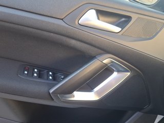 Peugeot 308 PureTech Business Line 81 kW (110 CV)