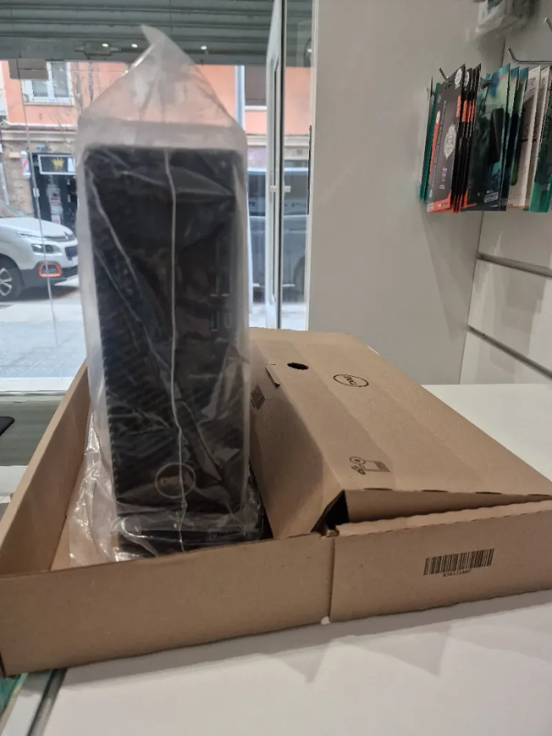 Caja Dell Precisión 3560 Nueva afbeelding 2