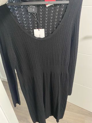 Vestido negro calado manga larga