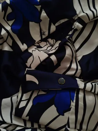 Vestido Zara largo satinado estampado