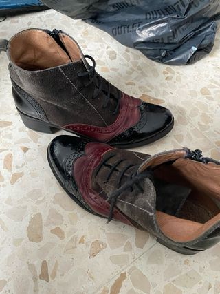 Botines grises y rojos talla 37
