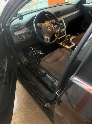 Volkswagen Passat 2010