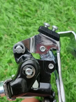 Desviador delantero Shimano Altus