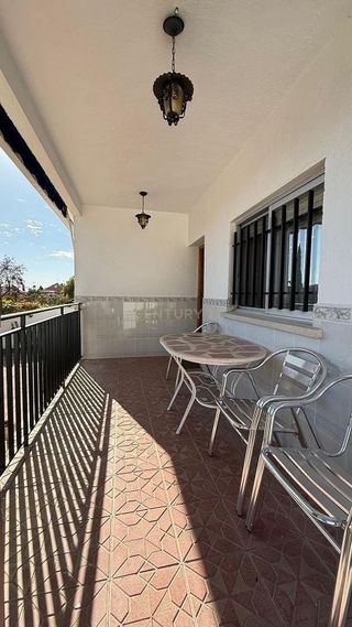 Chalet en alquiler en Camarma de Esteruelas