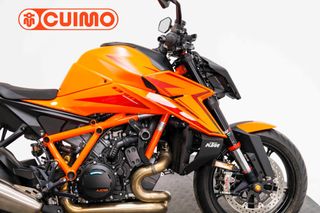 KTM SUPER DUKE 1390 R