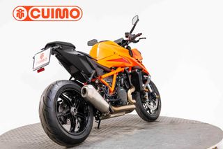 KTM SUPER DUKE 1390 R