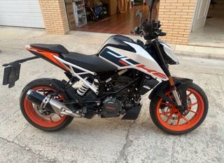 KTM Duke 125 2023