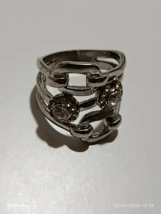 Anel Aço Prata Detalhes Florais