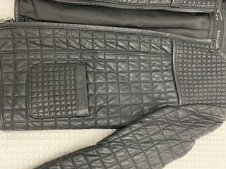 Cazadora Zara acolchada negra