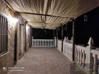 Chalet en venta en Cabra