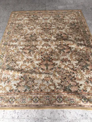 Alfombras antiguas florales