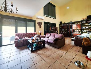 Chalet en venta en Carretera de Córdoba - Libertad en Puertollano