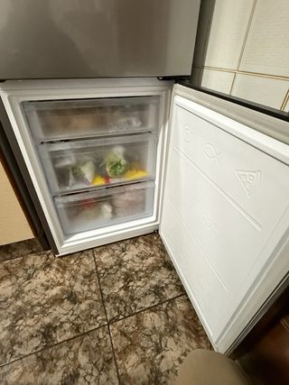 Nevera Samsung con dispensador de agua/