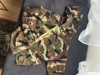 Chaqueta militar peluda