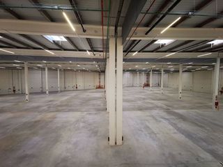 Nave industrial en alquiler en Ensanche de Vallecas - Valdecarros en Madrid