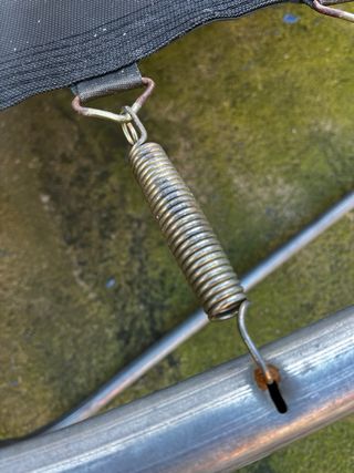 Cama elástica con red de seguridad