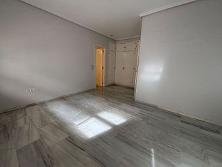 Piso en alquiler en Santa Marina - La Paz en Badajoz