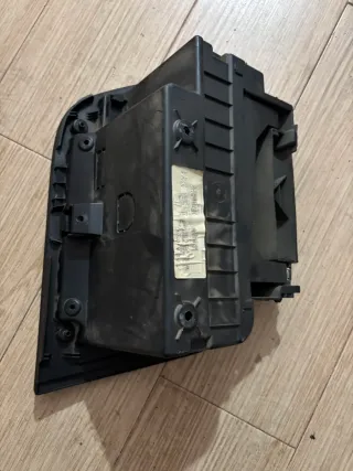 Guantera Seat León MK2 Negra