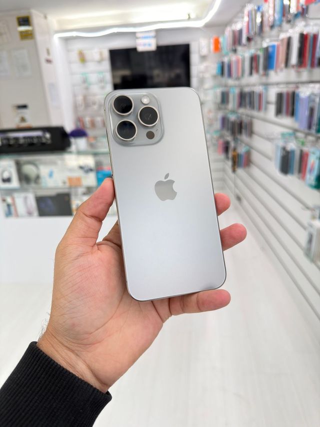 iPhone 15 Pro Max 256GB Titanio Natural