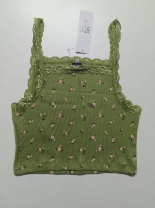 Top BDG verde floreale con pizzo