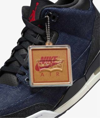 Jordan 3 Levi's Indigo Taglia 43
