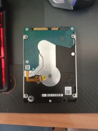 Disco Duro Seagate 2TB ST2000LM007 Es de 2,5"