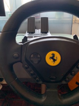 Volante Thrustmaster Enzo Ferrari RW PC