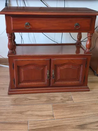 Mueble TV madera con cajón y puertas