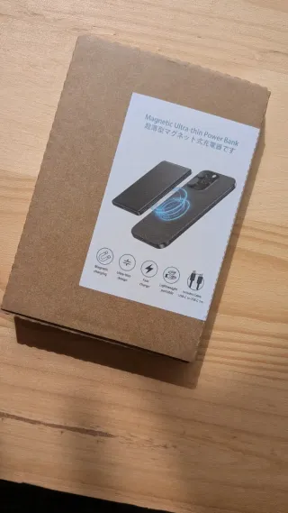 Powerbank Magsafe 5000 mAh.