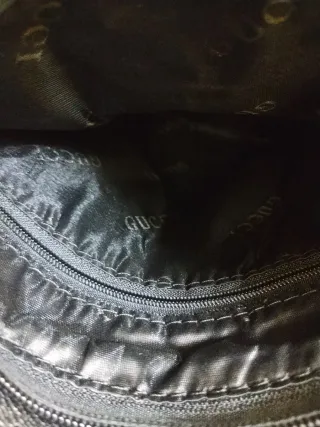 Bolso bandolera Gucci negro