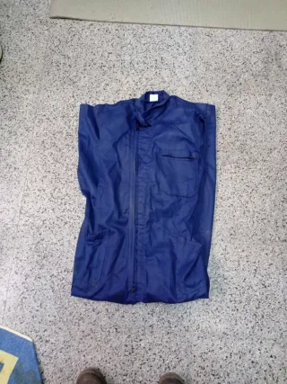 Mono de trabajo azul