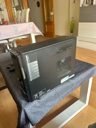 Ordenador sobremesa Acer Negro