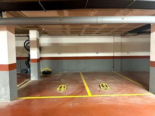 Garaje en venta en Ciutat Universitària en Elche