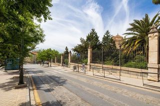 Terreno en venta en Pajaritos - Plaza de Toros en Granada