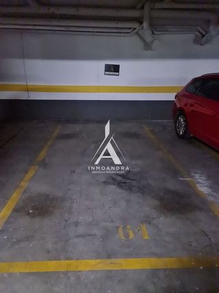 Garaje en venta en Lardero