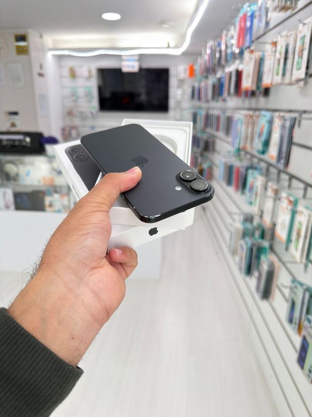 iPhone 16 Plus 128GB Negro