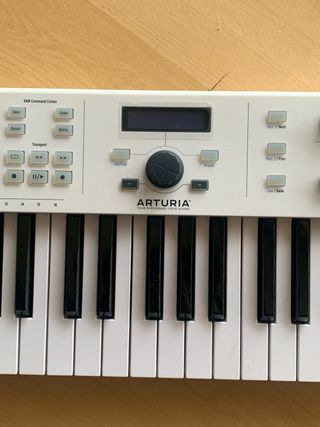 Teclado midi Arturia Keylab 61 Essential MK3
