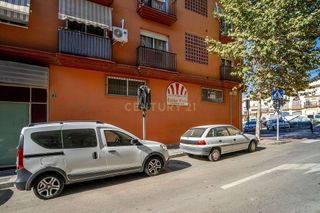 Local comercial en venta en Las Lagunas en Mijas