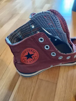 Converse granate talla 37