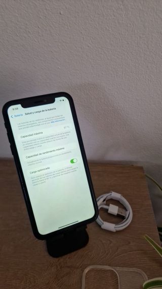 iPhone XR Trasparente con Cavo