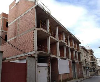 Edificio en venta en Valdepeñas