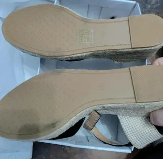 Sandalias alpargatas de cuña  negras y beige