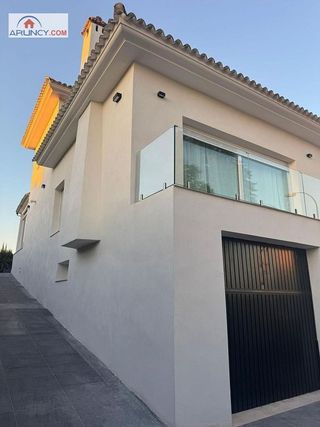 Chalet en alquiler en Montequinto en Dos Hermanas