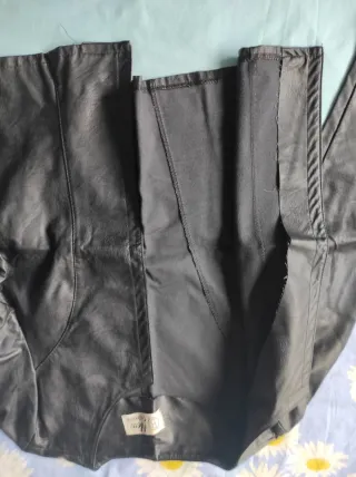 Torera efecto piel negra Talla XL (da poca talla)