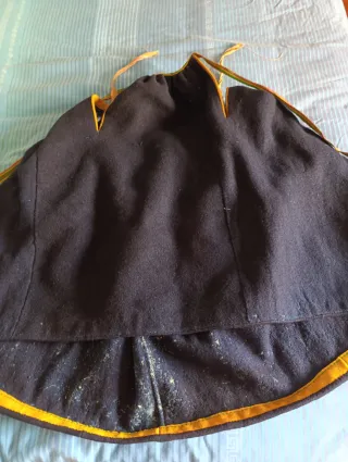 manteo, saya o falda aldeana azul oscuro